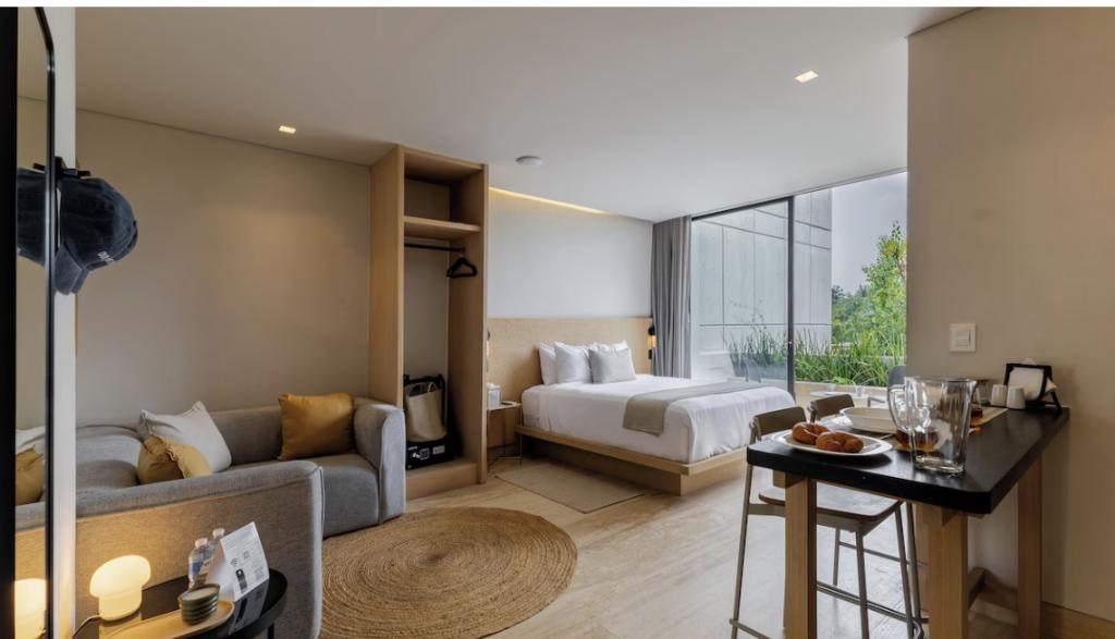 Suite completa — Suites Calderón de la Barca