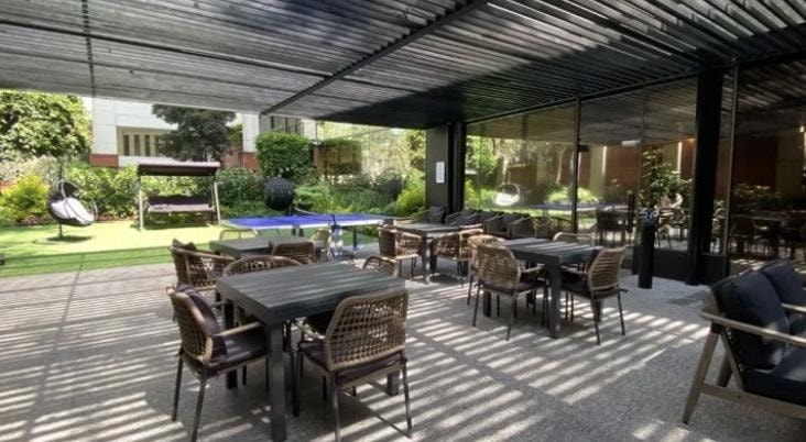 Terraza exterior — Torres Platino